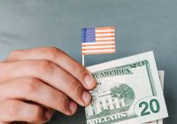 Featured image for do small businesses have to pay holiday pay
